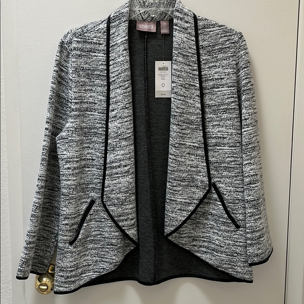 Chico’s black/white jacquard jacket
